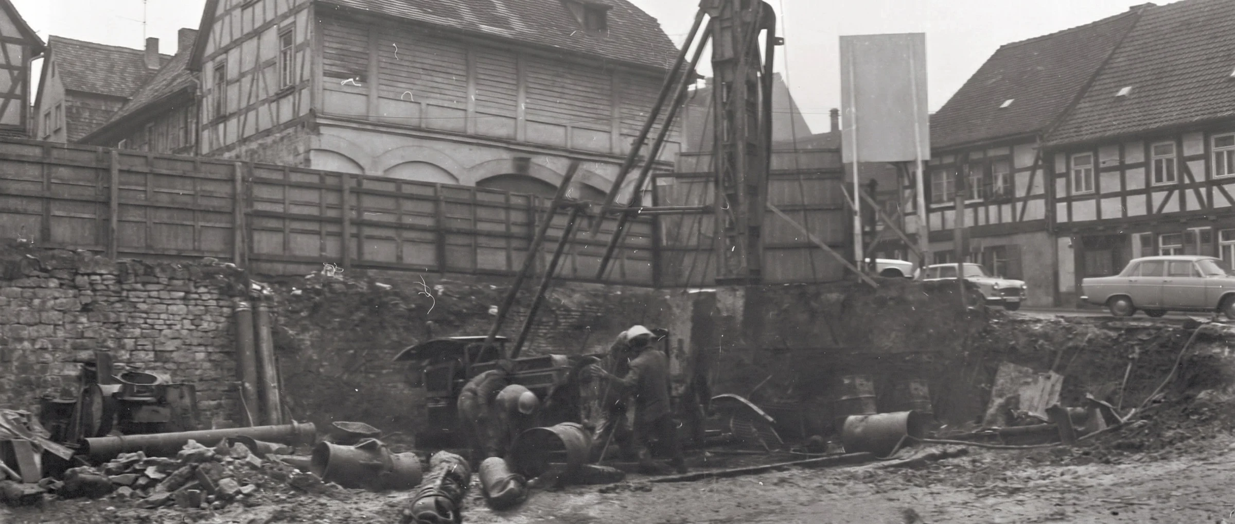 Photo d'archive : chantier de fondations SOCARA dans les années 1970